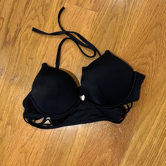 Victoria’s Secret bombshell bikini top 🖤 👙 - Picture 3 of 5